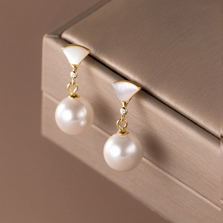 Boucles d'oreilles en perles argentées chics