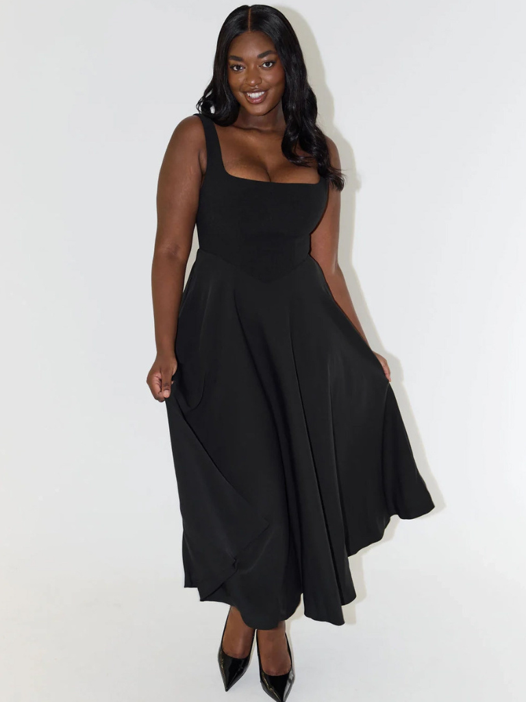 Robe Midi Élégante avec Décolleté Carré - Coupe Flatteuse Intemporelle