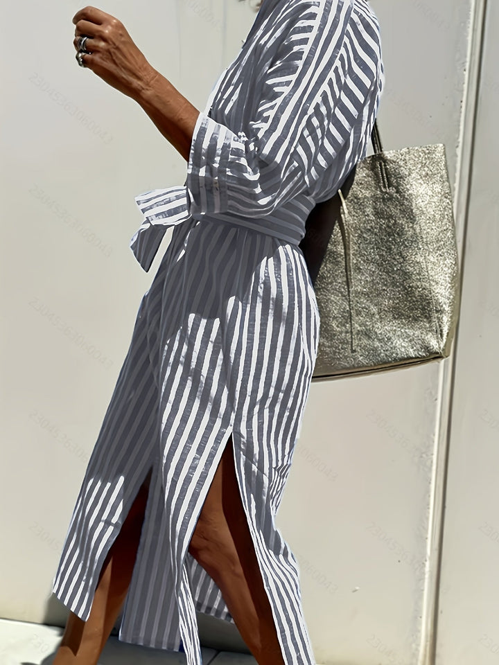 CHRISTINE | ROBE À IMPRIMÉ RAYÉ AVEC FERMETURE À BOUTONS ET CEINTURE