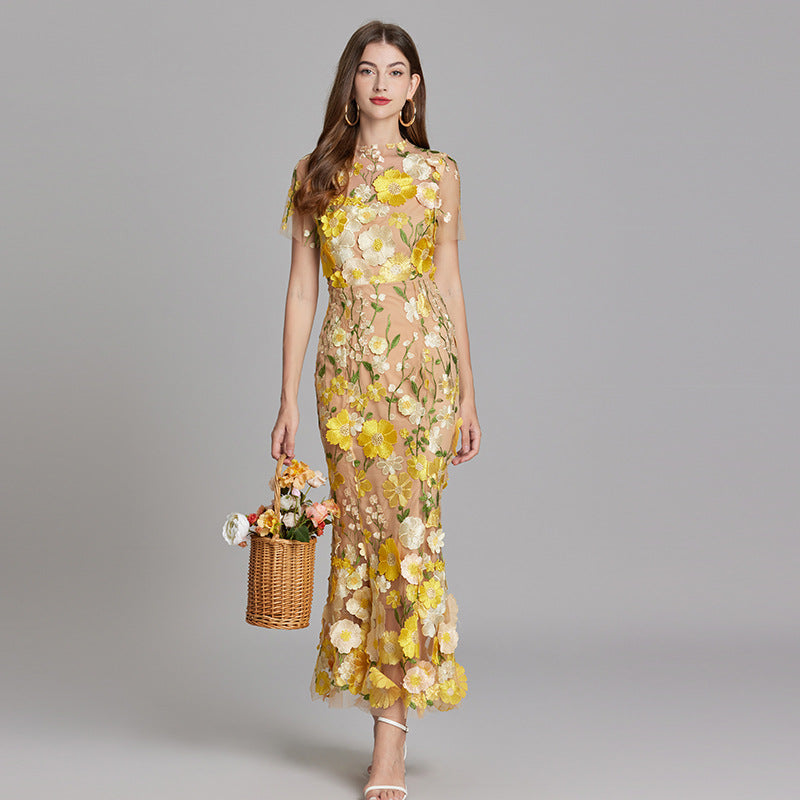 Andrea - Robe maxi transparente avec broderie délicate