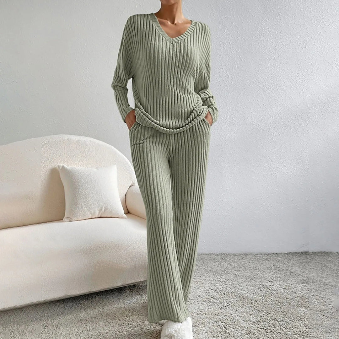 CALYNTHA – ENSEMBLE DEUX PIÈCES EN TRICOT À COL EN V