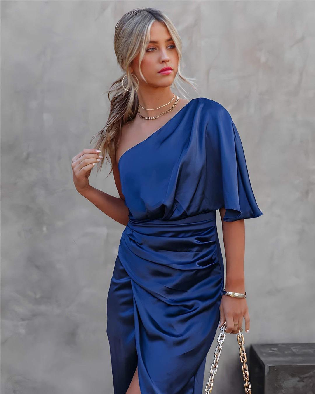 Amélie | Robe de Soirée asymétrique pour femme | Midi