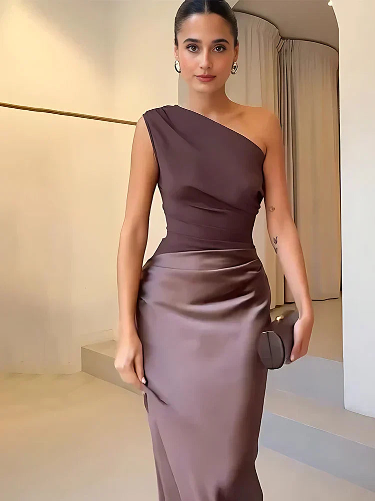 Ashley | Robe Maxi avec une Ceinture en Satin