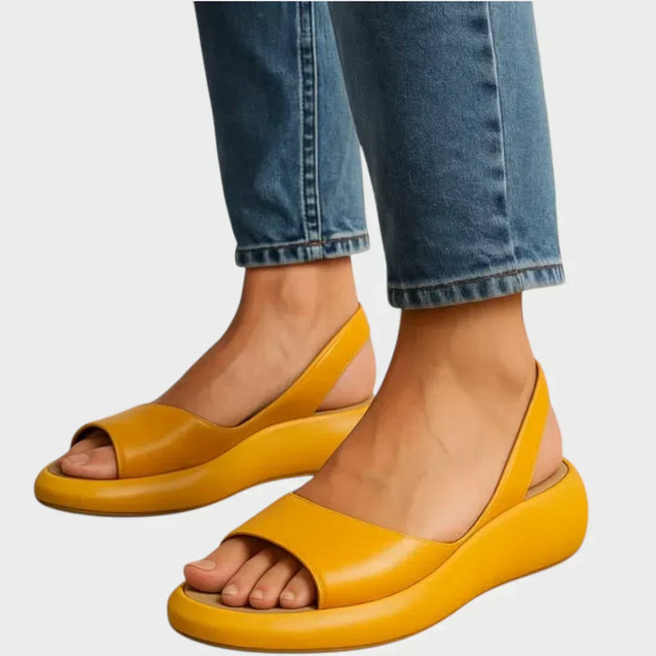 Assise - Sandales Chic et Lisses