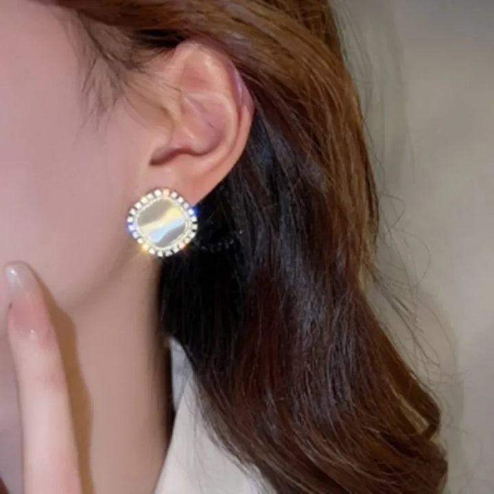 Boucles d'oreilles créoles carrées en opale et cristaux CZ
