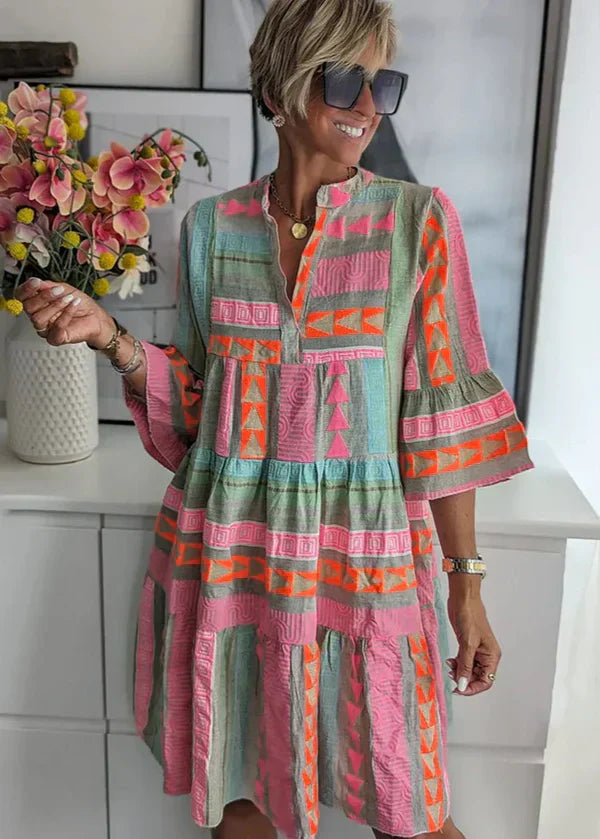 Ava | Robe d'été en chanvre chic à décolleté en V