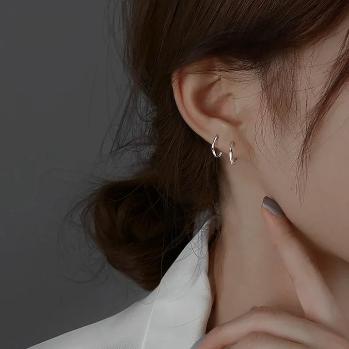 Boucles d'oreilles rondes en argent sterling incrustées