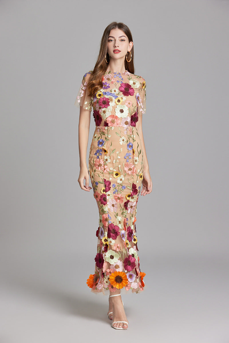 Andrea - Robe maxi transparente avec broderie délicate