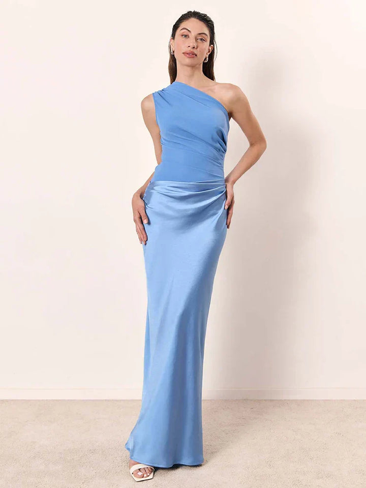 Ashley | Robe Maxi avec une Ceinture en Satin