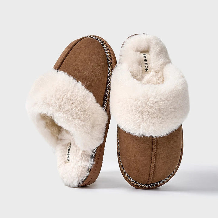 Chaussons d'Hiver Féminins en Peluche avec Doublure en Doux Velours et Confort Chaud