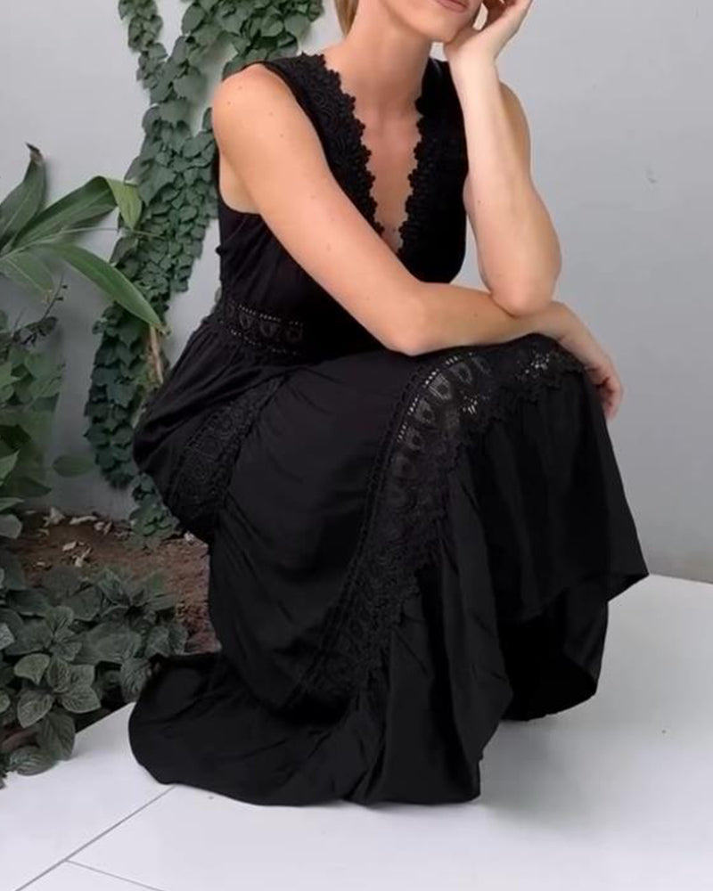 Aurélie™ | Robe en Dentelle Élégante avec Décolleté en V
