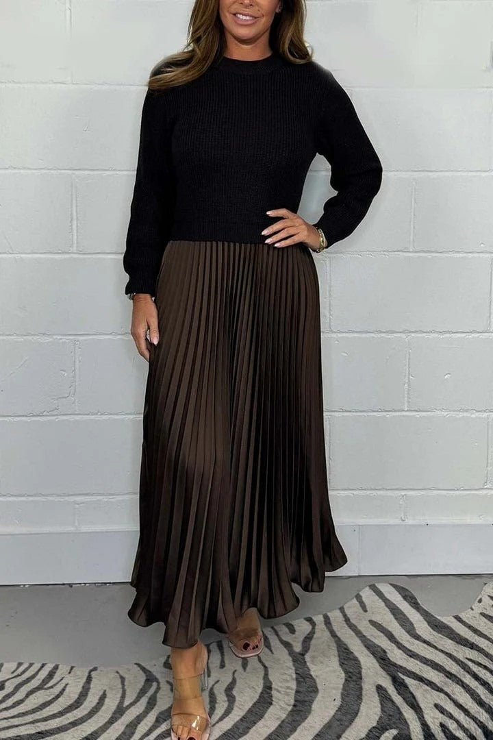 BRIELLE – ROBE EN MAILLE PLISSÉE ÉLÉGANTE
