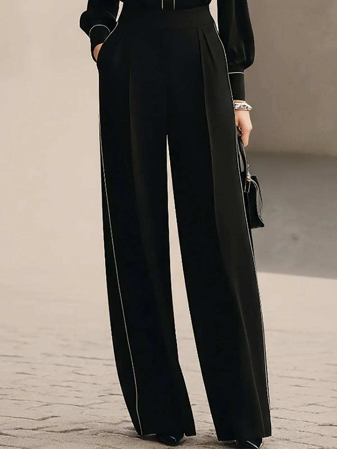 Bianca | Ensemble Blouse à Nœud Papillon et Pantalons Large