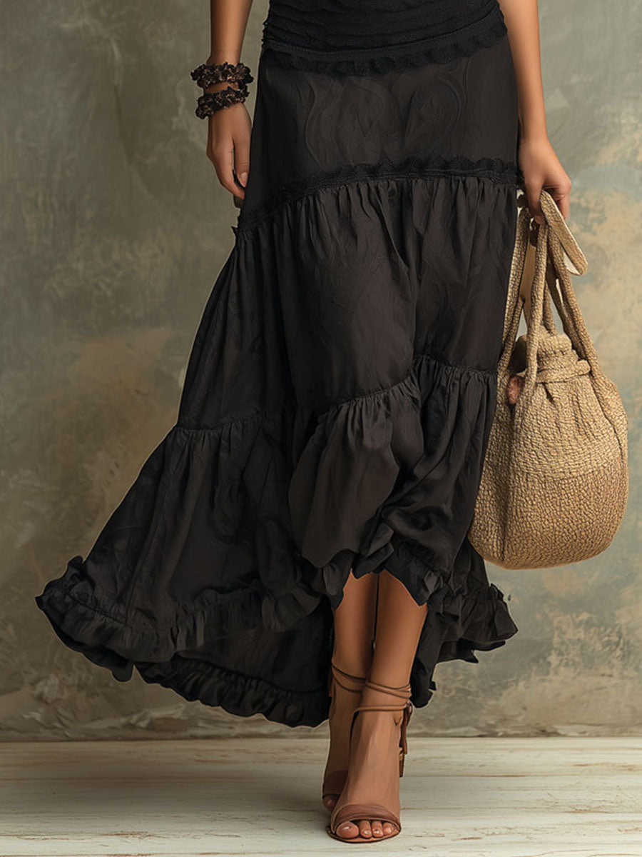 Susie | Robe Maxi en Dentelle Volantée avec Col Haut Bohémien