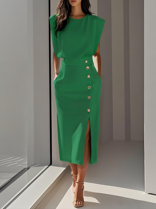 Malene™ | Robe Midi Unie avec Ouverture de Boutons et Col Rond