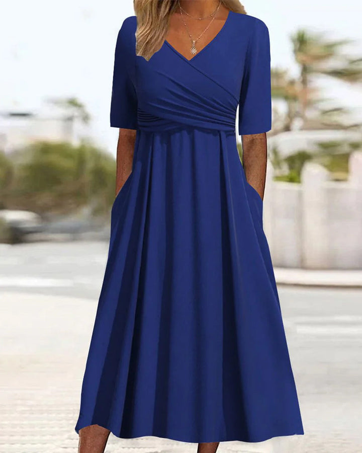 Carys - Robe enveloppante à manches courtes