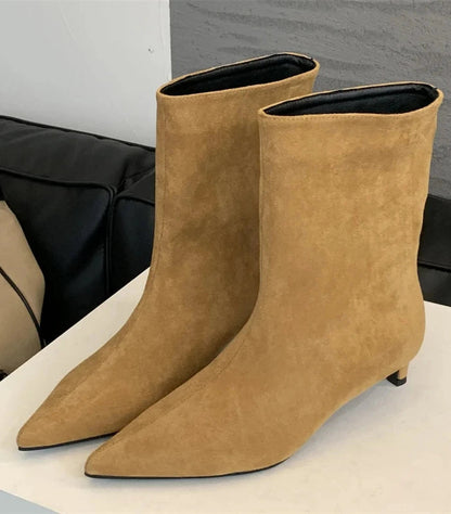 Bottes Maria – Bottes Élégantes en Suède Marron