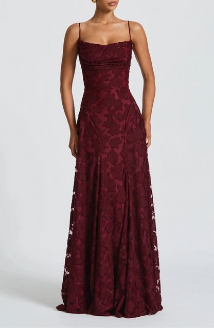 Rubis | Robe longue élégante en dentelle florale