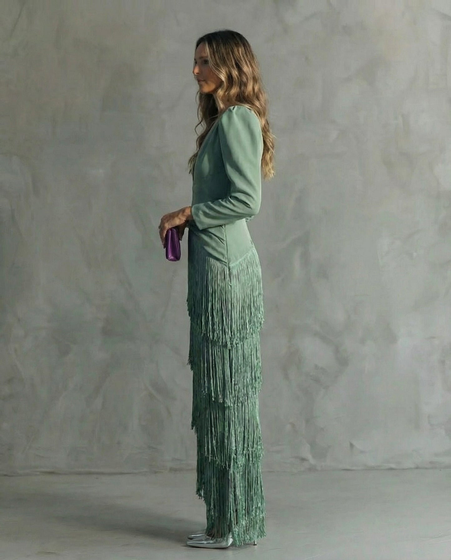 Clara ™ | Robe Midi Élégante avec Manches à Franges