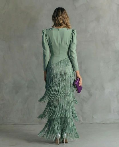 Clara ™ | Robe Midi Élégante avec Manches à Franges