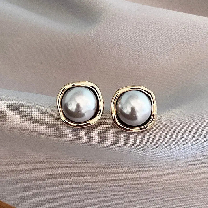 Boucles d'oreilles en perles noires sophistiquées