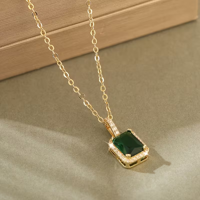 Collier Émeraude Grâce