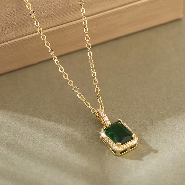 Collier Émeraude Grâce