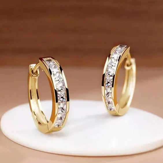 Boucles d'oreilles chic en or et cristal