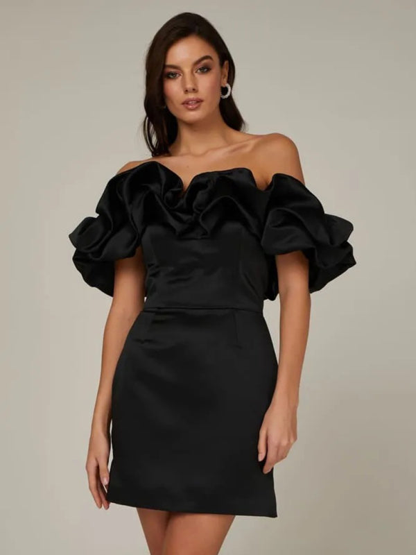 Waverly - Robe en satin à volants sans épaules