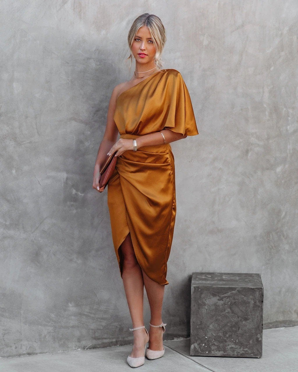Kaelani | Robe en Satin Chic