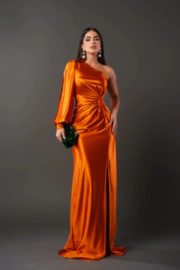 Araceli | Robe en satin à une manche