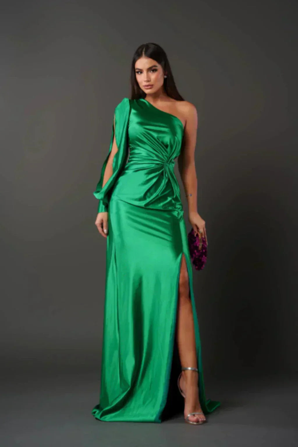 Araceli | Robe en satin à une manche