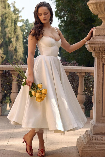 Minerva - Robe Princesse de Luxe à Bretelles Spaghetti