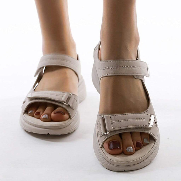 Crisha - Sandales Orthopédiques avec Support et Style